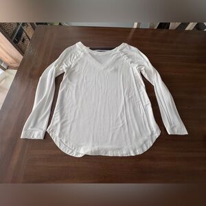 Cabi Women's White Long Sleeve Top